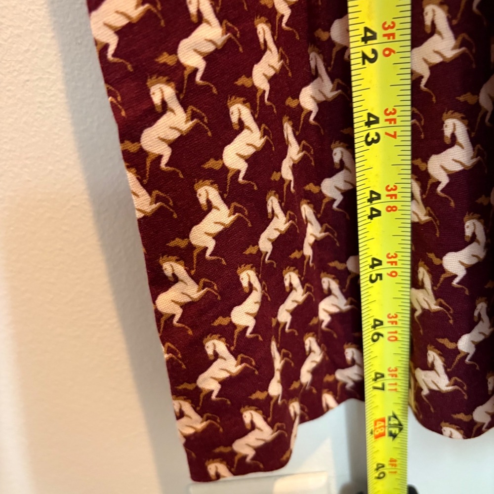 Ann Taylor Horse Print Midi Dress Womens 6 Burgundy Long Sleeve Knit Stretch - Picture 10 of 14
